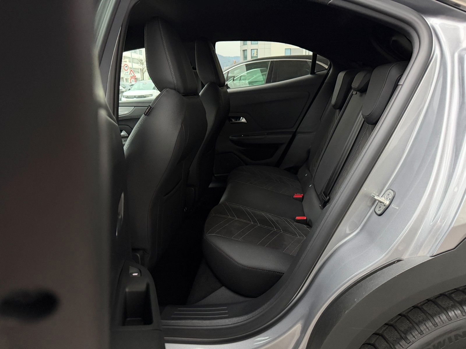 Fahrzeugabbildung Opel Mokka Ultimate 136PS LED/Kamera/Massagesitz!