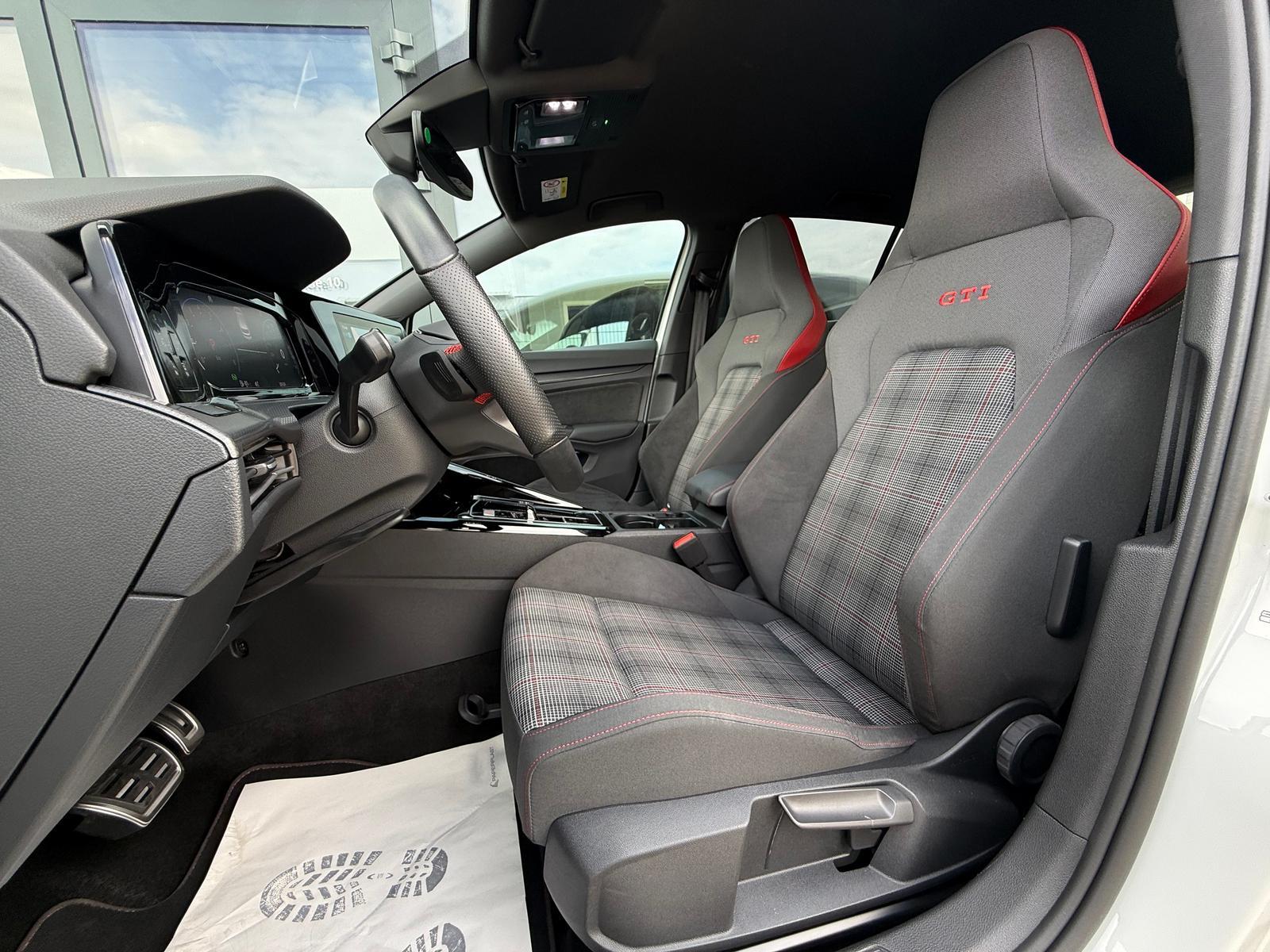 Volkswagen Golf GTI 2.0 TSI/DSG/LED/ACC/APP/KAMERA/AMBIENTE, миниатюра 7