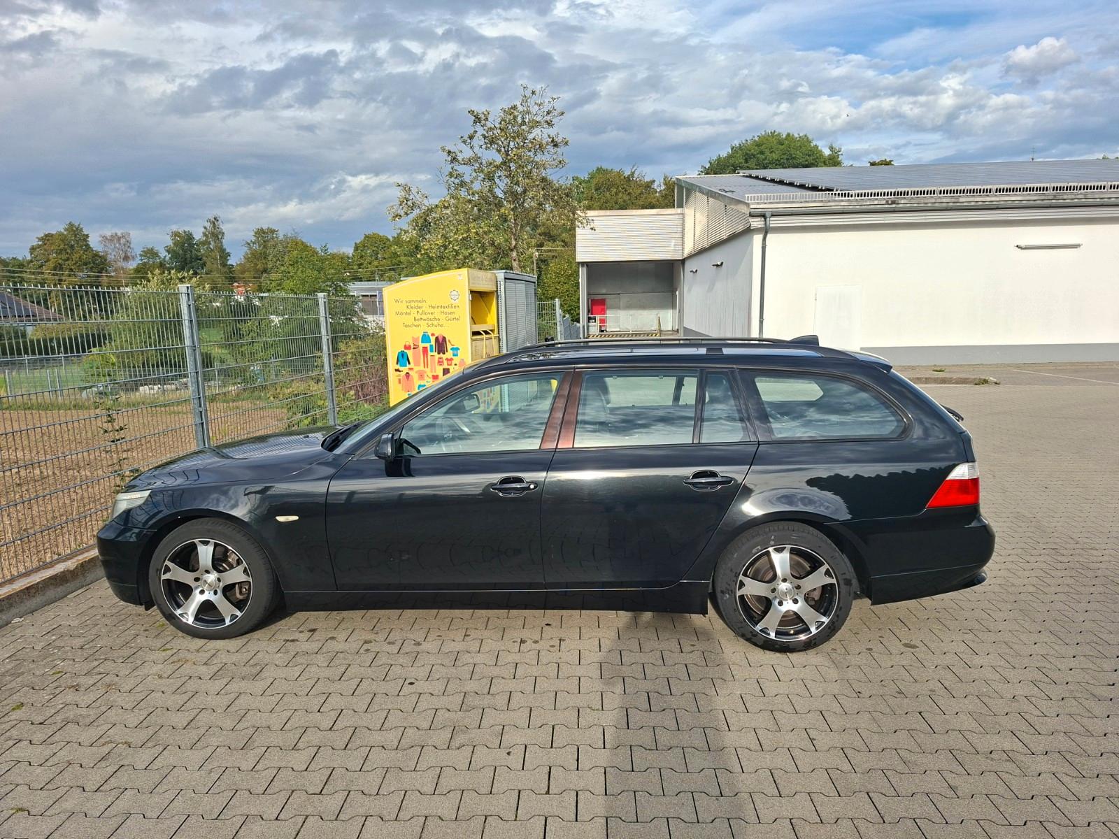 BMW 530 2006 — interior