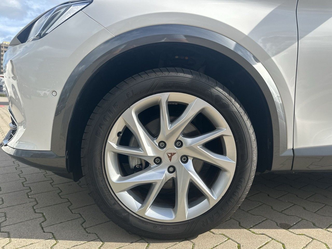 Fahrzeugabbildung CUPRA Formentor 2.0 TSI 4Drive (190 PS) 7-Gang-DSG