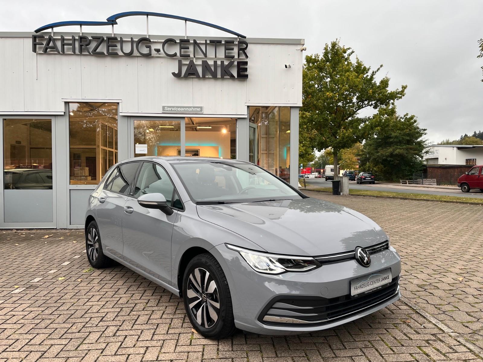 Volkswagen Golf VIII Move eTSI +LED/CarPlay/Navi/Winter+
