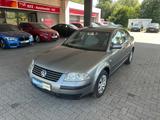Volkswagen Passat Lim. Comfortline Klimaautomatik - gebrauchte VW Passat aus dem Jahr 2001