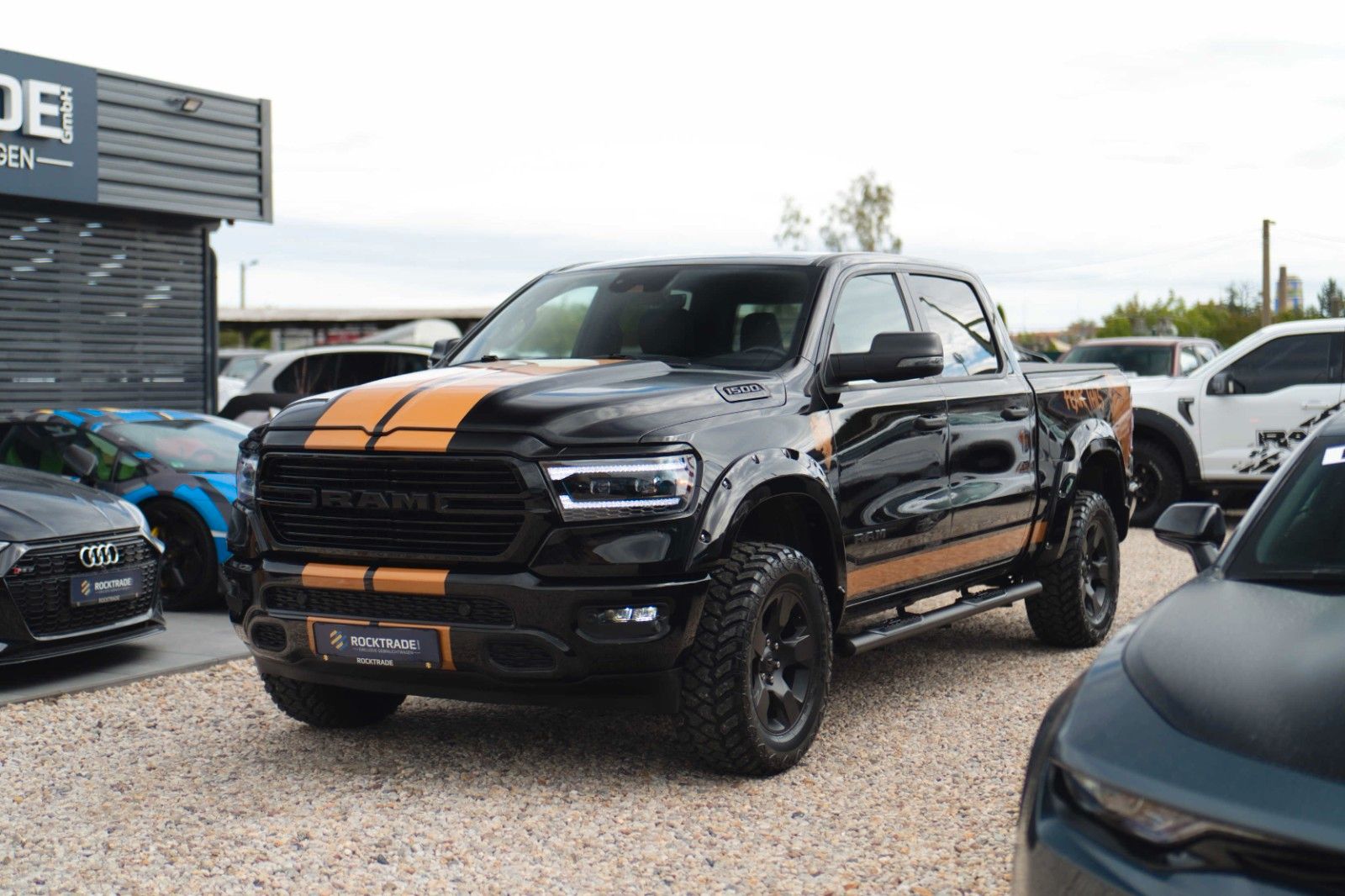 Fahrzeugabbildung Dodge RAM 5.7 V8 HEMI 4x4 OFFROAD Night RAPTOR 19%
