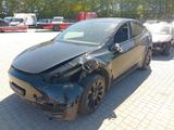 Tesla Model Y Long Range Dual AWD - Tesla Model Y Unfallwagen