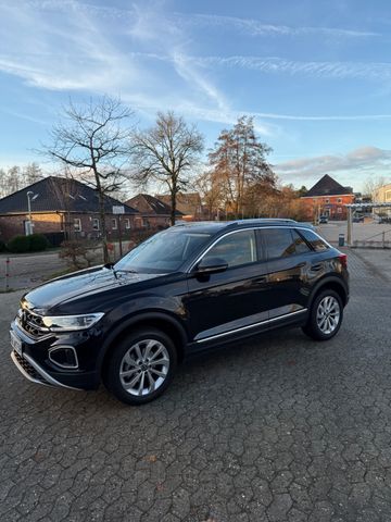 Volkswagen T-Roc 1.5 TSI OPF Style,   Standheizung, AHK, 