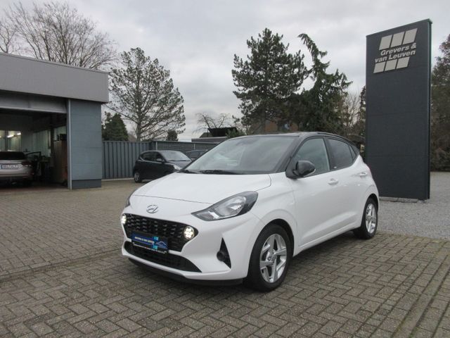 Hyundai i10 1.2 INTRO EDIT.+ NAVI RFK TEMP WINTERP. 15"