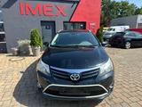 Toyota Avensis Executive2.2 150 PS Navi Alu Bi Xenon - Toyota Avensis mit Diesel-Antrieb: Kombi, Automatik