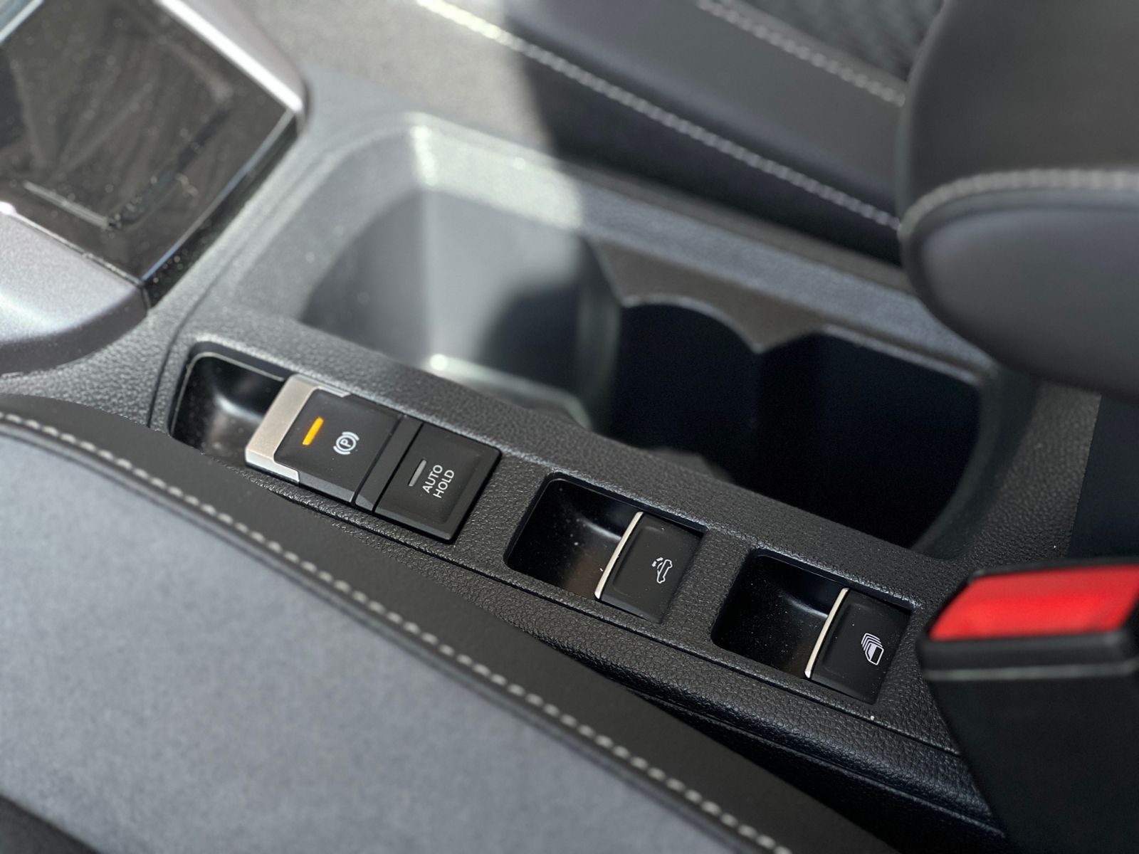 Fahrzeugabbildung Volkswagen T-Roc Cabriolet R Line Black AHK BEATS KEYLESS