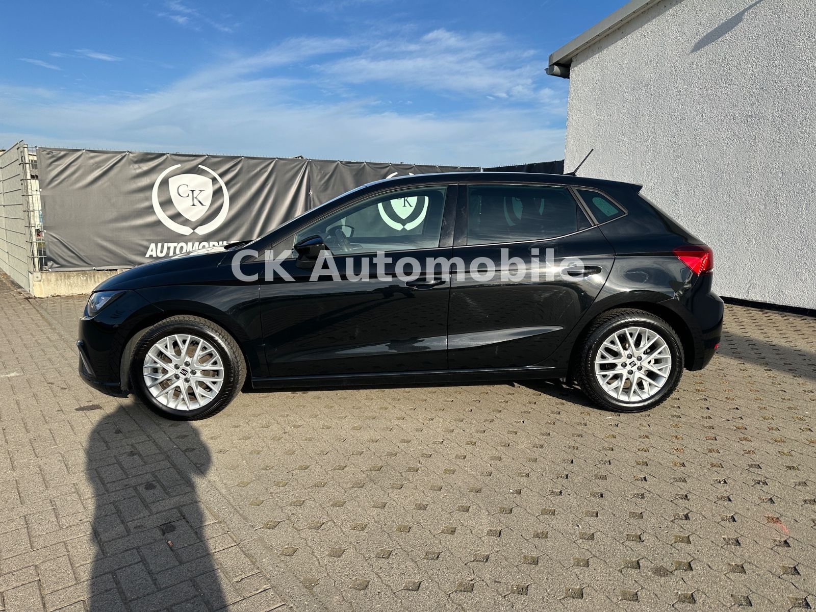 Fahrzeugabbildung SEAT Ibiza  FR 1.0 TSi DSG/Navi/Tempomat/PDC