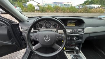 Mercedes E 250 - 12