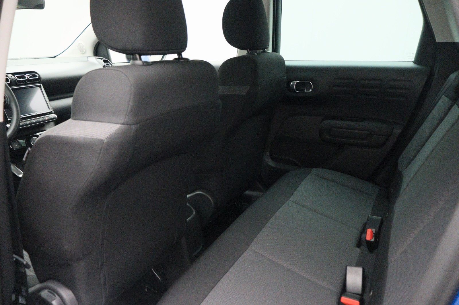 Fahrzeugabbildung Citroën C3 1.2 Aircross Plus NAVI LED DAB