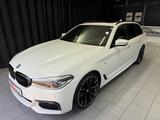 BMW 540i xDrive Touring M Sport |AHK|HuD|HiFi|PANO - BMW 540: Weiß