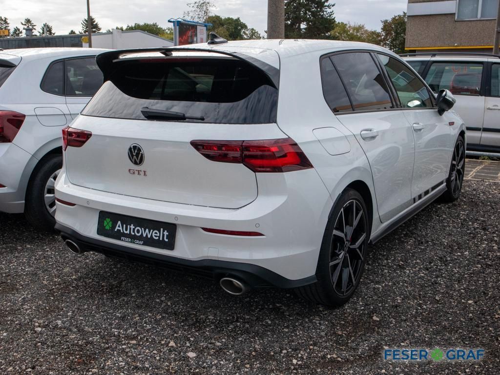 Volkswagen Golf GTI 2.0 TSI Clubsport DSG IQ.LIGHT ACC Rear foto 3