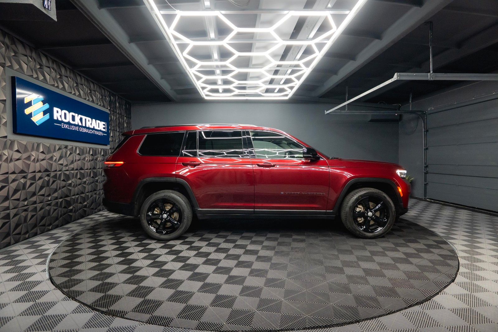 Fahrzeugabbildung Jeep Grand Cherokee 3.6 4x4 Altitude L ACC Kamera 19%