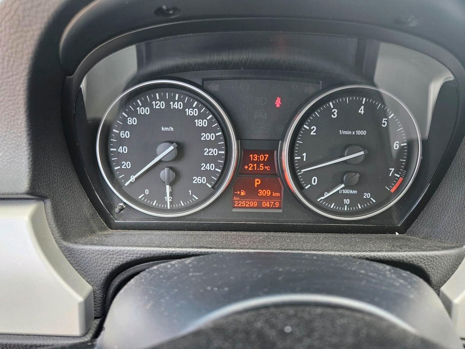 BMW 225 2009 — photo 12