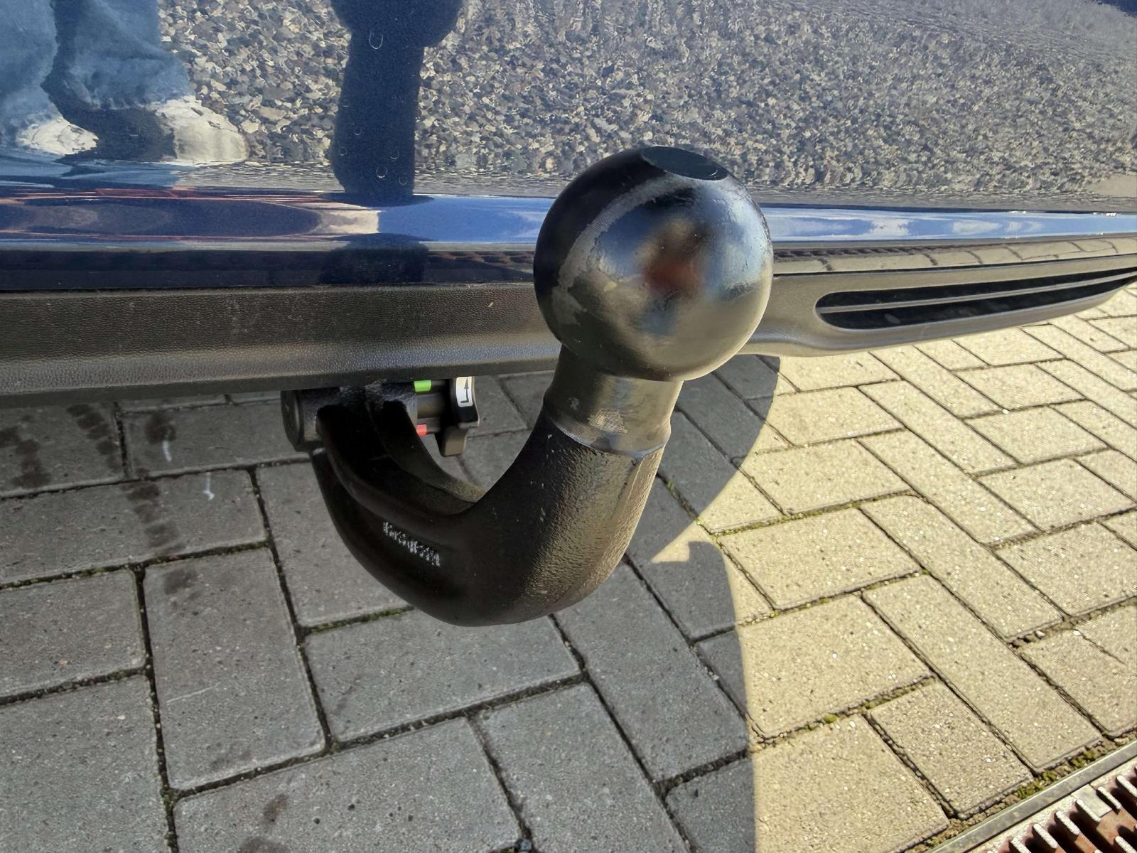 Mercedes-Benz B 180 B 180 (246.242)