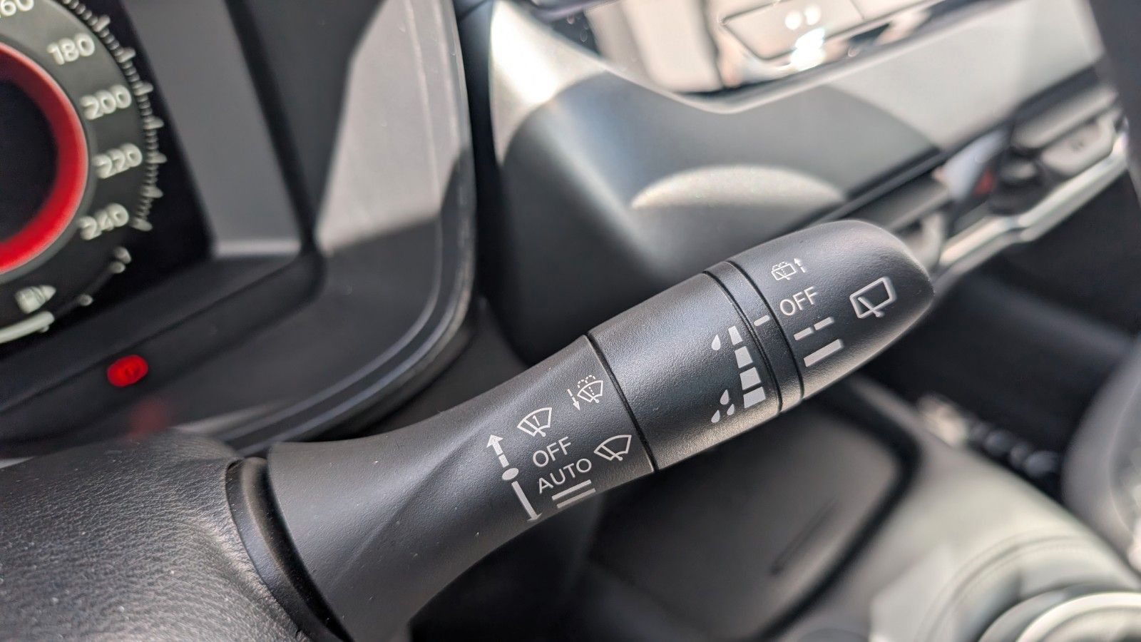 Fahrzeugabbildung Nissan Juke 1.0 Schaltgetriebe - N-Connecta