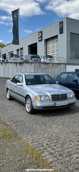 Mercedes-Benz Mercedes W202 C220 Bj. 93 Oldtimer - gebrauchte Mercedes-Benz C 220 aus dem Jahr 1993