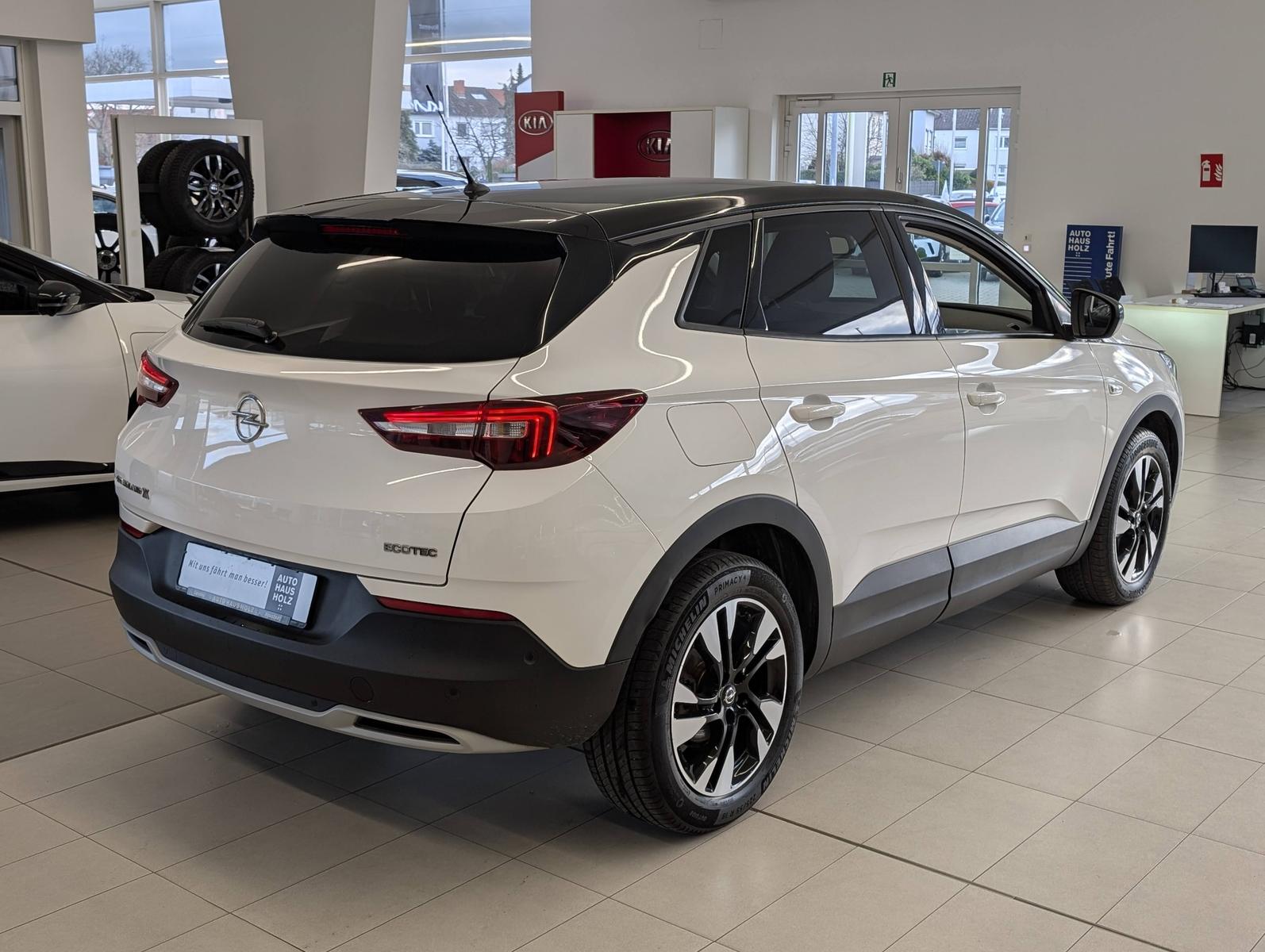 Opel Grandland 1.2 Elegance Keyless LED Parkassist