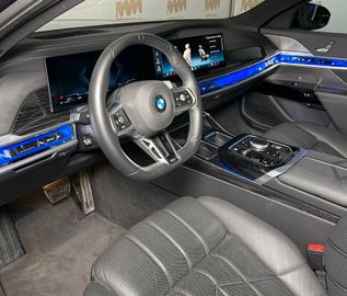 BMW 740 - 6