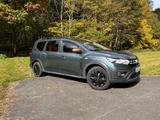 Dacia Jogger Eco-G 100 Extreme+ 5-Sitzer Extreme+ - mit LPG-Antrieb: Grün