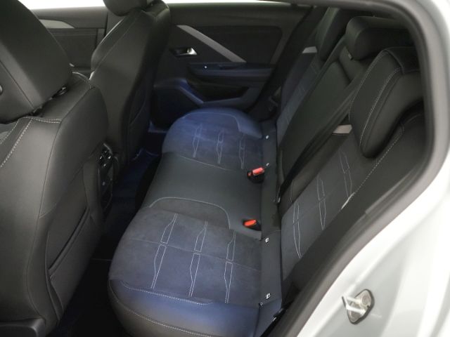 Astra L ST ULTIMATE AT+AHK+LED+NAVI+360 GRAD KAM