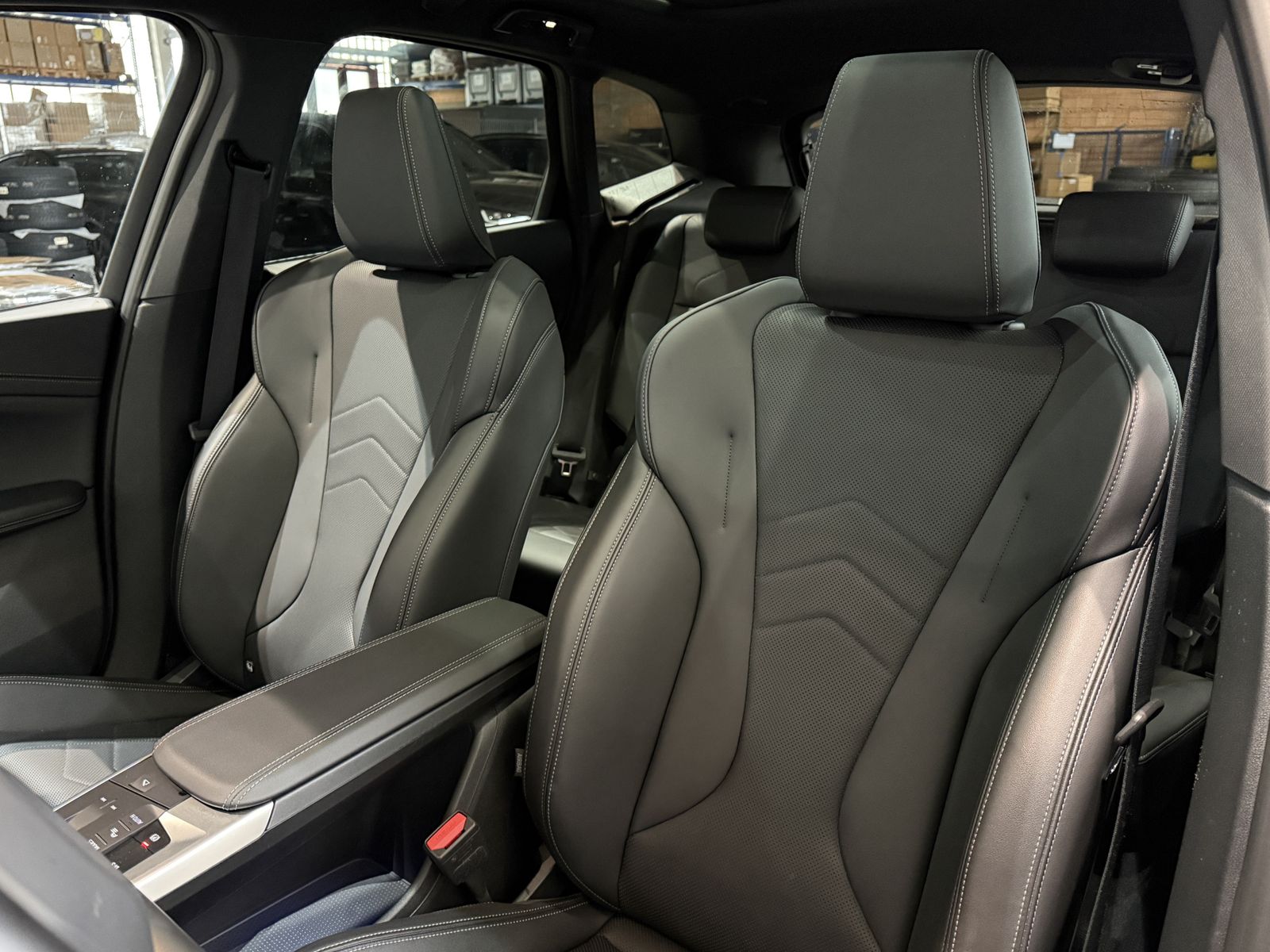 Fahrzeugabbildung BMW 223i M Sportpaket Glasdach Head-Up