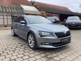 Skoda Superb 2.0 TDI  140kW Style Combi*AHK*SHZ*Navi* - Skoda Superb Style mit Diesel-Antrieb