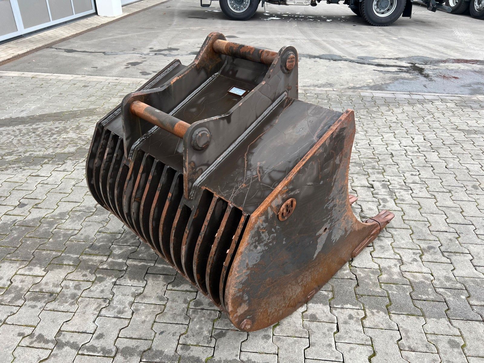 Fahrzeugabbildung Andere Henle K5S Sieblöffel / Löffel / OQ65 / 2020