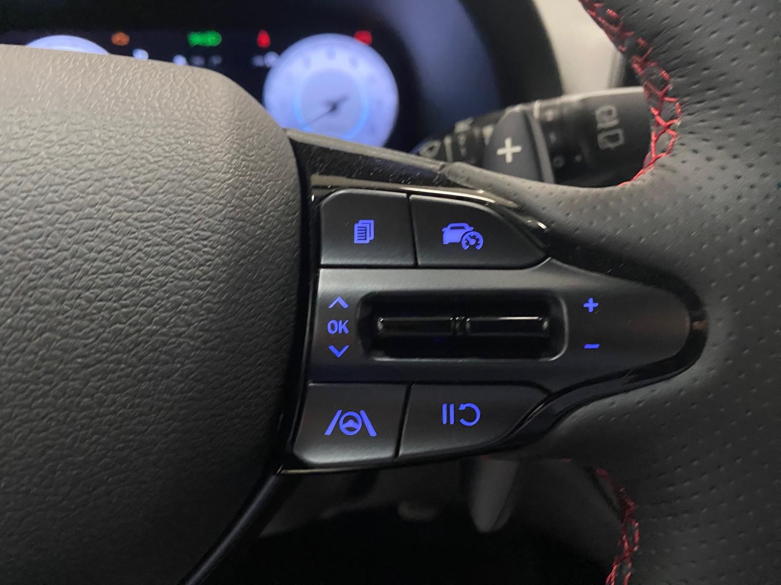 Fahrzeugabbildung Hyundai i30 N-Line APP+RFK+5J. GARANTIE+NAVI+SITZHEIZUNG