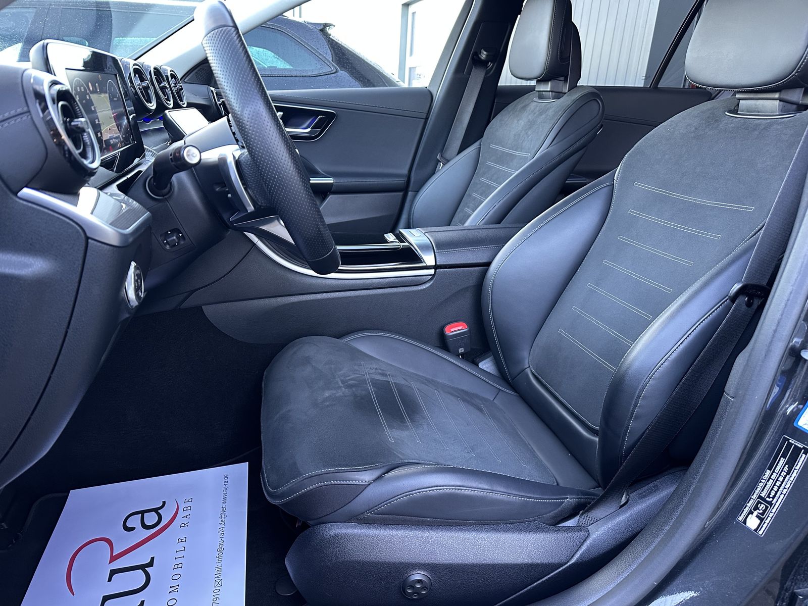 Fahrzeugabbildung Mercedes-Benz C 220d T AMG-Line NAV+LED+VCOCK+CARPLAY+SHZ+KAM