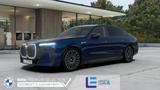 BMW i7 M70 xDrive || Autobahnass TheatherScreen B&W - BMW i7 in Essen
