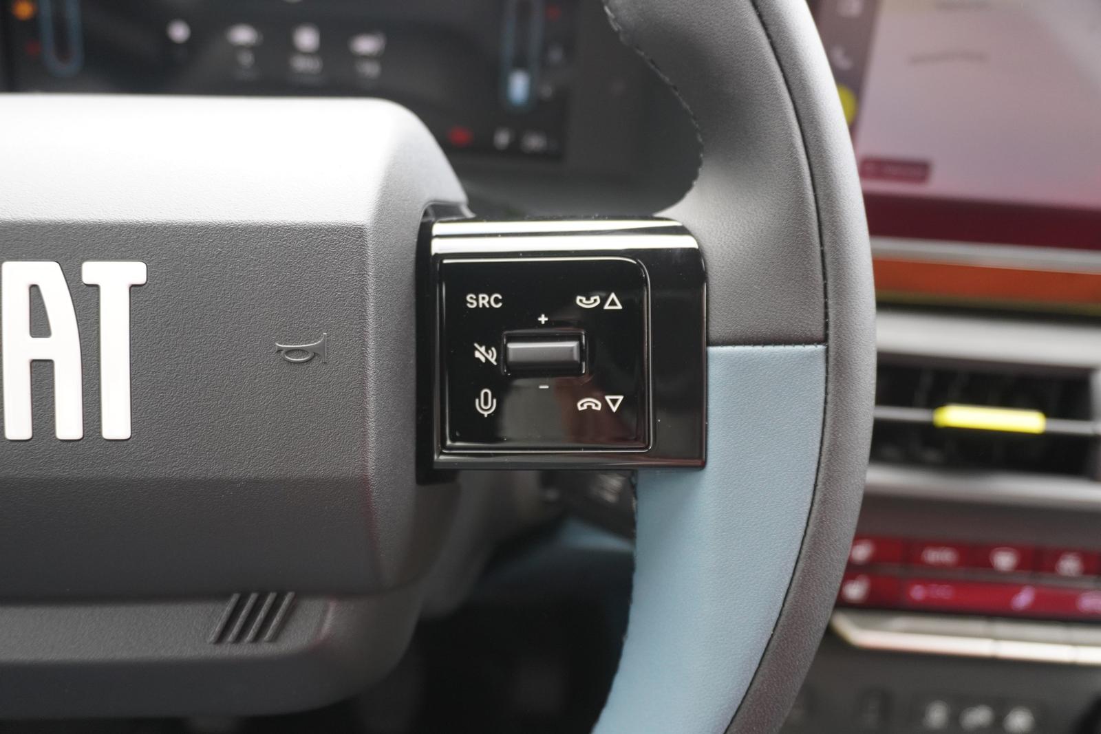 Fiat Grande Panda La Prima 1.2 LED Navi Kamera
