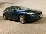 Volvo V40 T2 Momentum Sound Navi SHZ AHK RFK BLIS 8-f. - Volvo: A40f