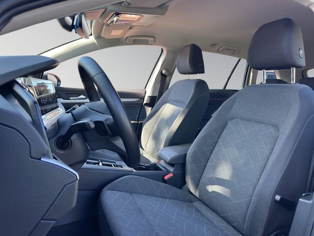 Golf VIII Variant 1.0 eTSI Life DSG