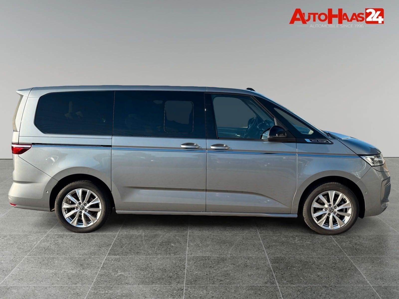 Volkswagen T7 Multivan Style lang DSG Easy Open foto 4