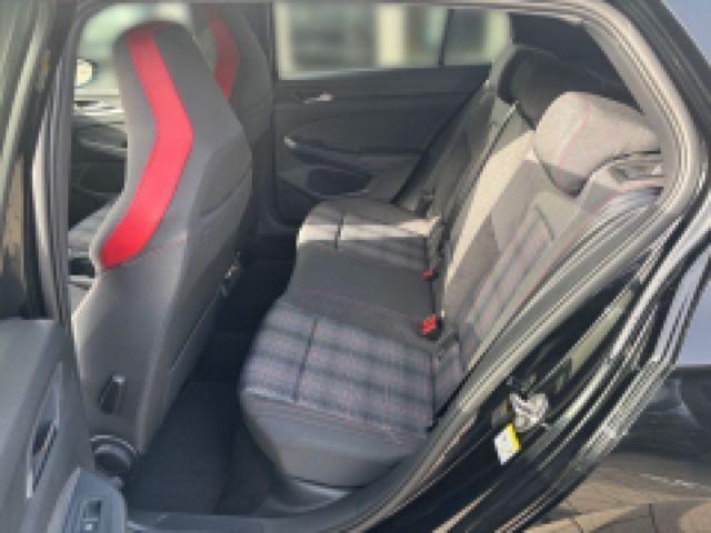 Volkswagen Golf 12
