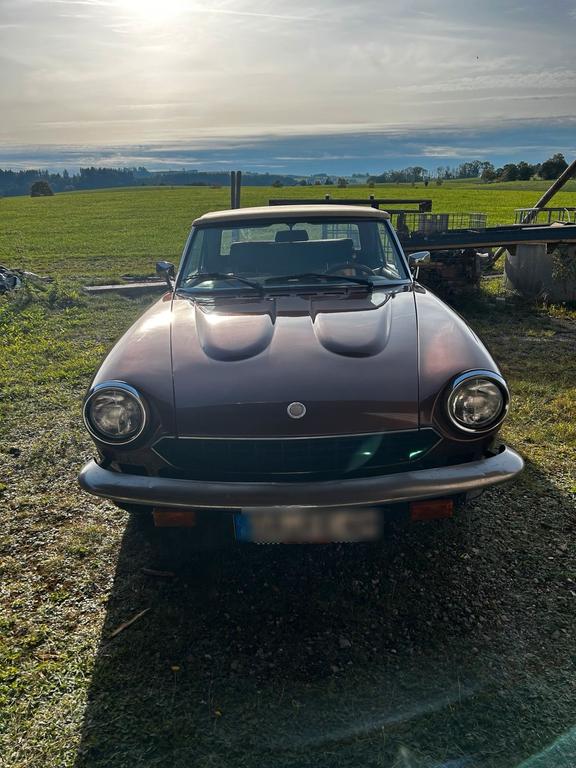 Fiat 124 Spider