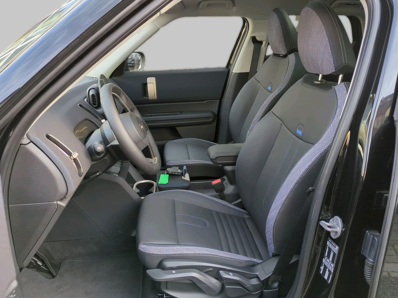 MINI One D Countryman - Bild 11