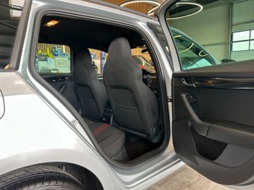 MYAUTOCENTER – Gebraucht- und Jahreswagen mit Werkstattservice in Pfaffenhofen Skoda Octavia *TEMPO*2-ZONEN*PDC(CAM)*CARPLAY*LED*