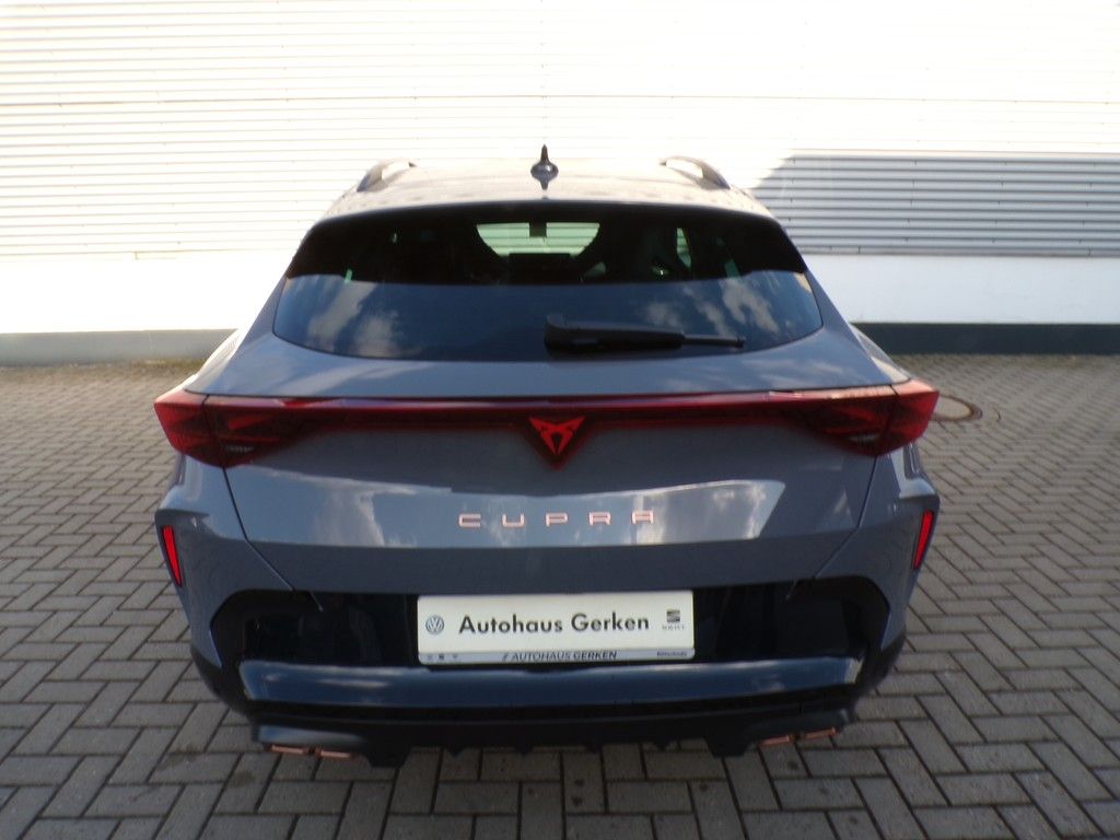 Fahrzeugabbildung CUPRA Formentor VZ 1.5 e-HYBRID DSG Extreme