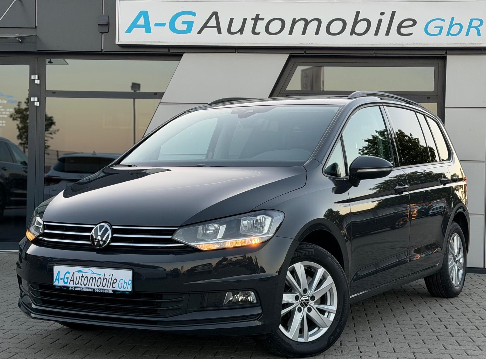 Volkswagen Touran 2.0 TDI Comfortline DSG Digital Cockpit