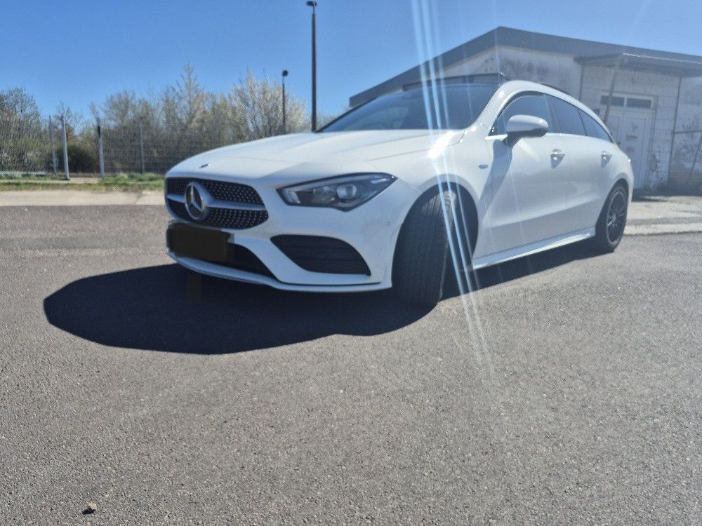 Image of Mercedes-Benz CLA 180 Shooting Brake