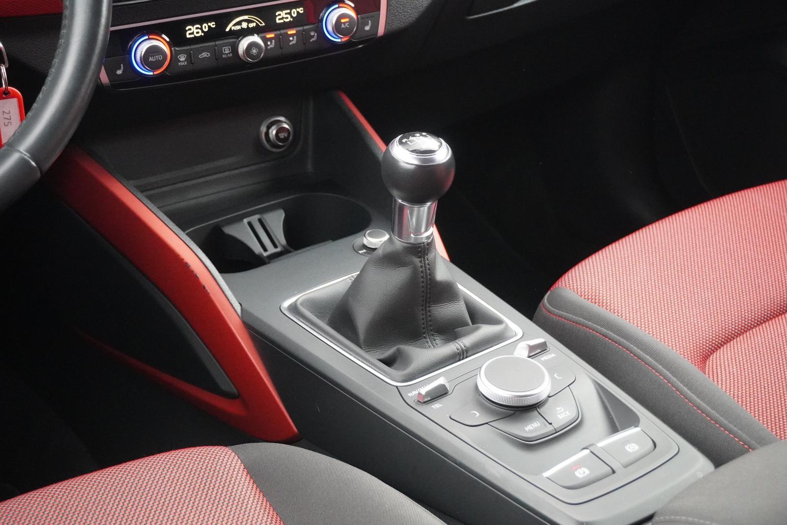 Audi Q2 1.0 TFSI Sport LED Navi Tempomat Sitzheizung