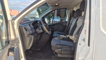 Opel Vivaro - 9