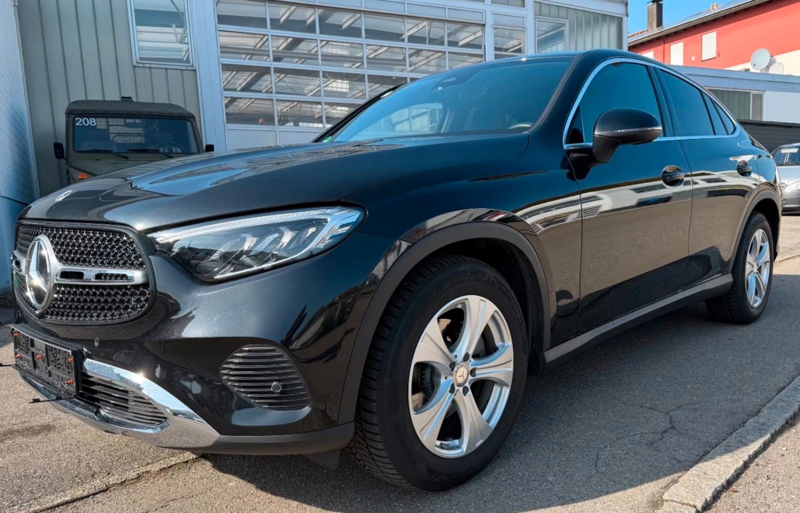 Mercedes-Benz GLC 220 d 4Matic Coupe Facelift 2024 foto 11