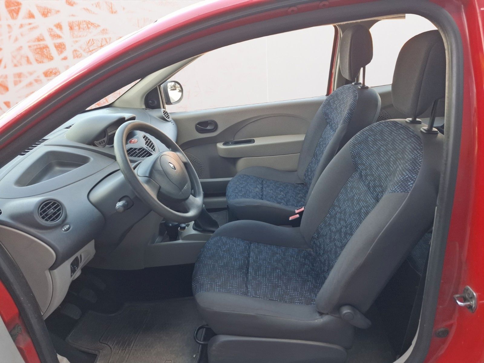 Fahrzeugabbildung Renault Twingo Authentique ! Klima ! TÜV NEU !
