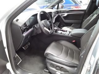 Touareg 3.0 TDI 210 kW 4Motion V6 AHZV R-Line Le