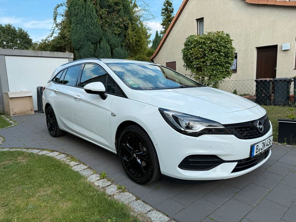 Image of Opel Astra