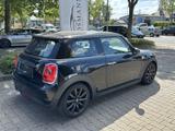 MINI ONE 1.5 Blackyard Automatik - MINI ONE: Automatik